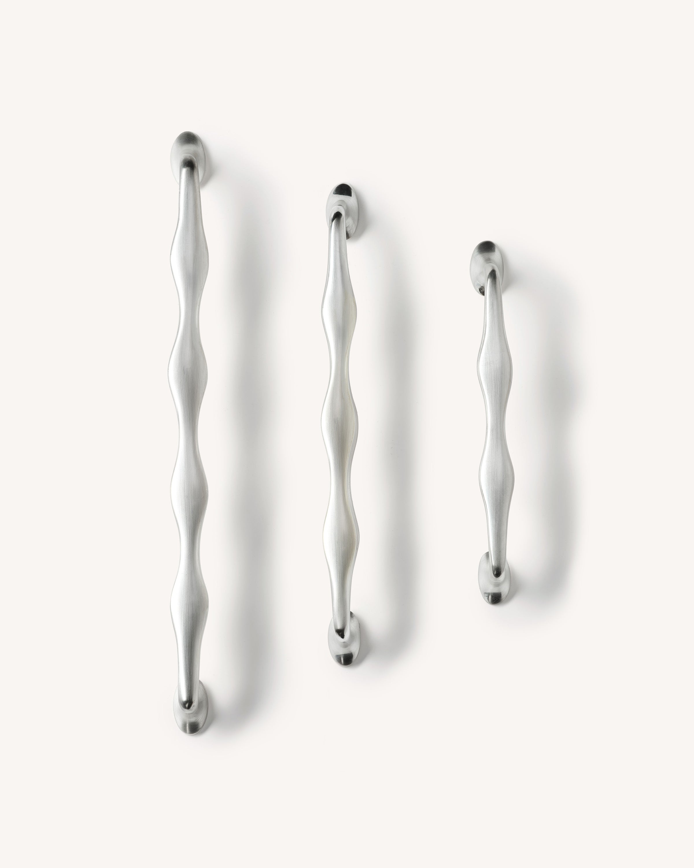 Wave Handle, Brushed Nickel