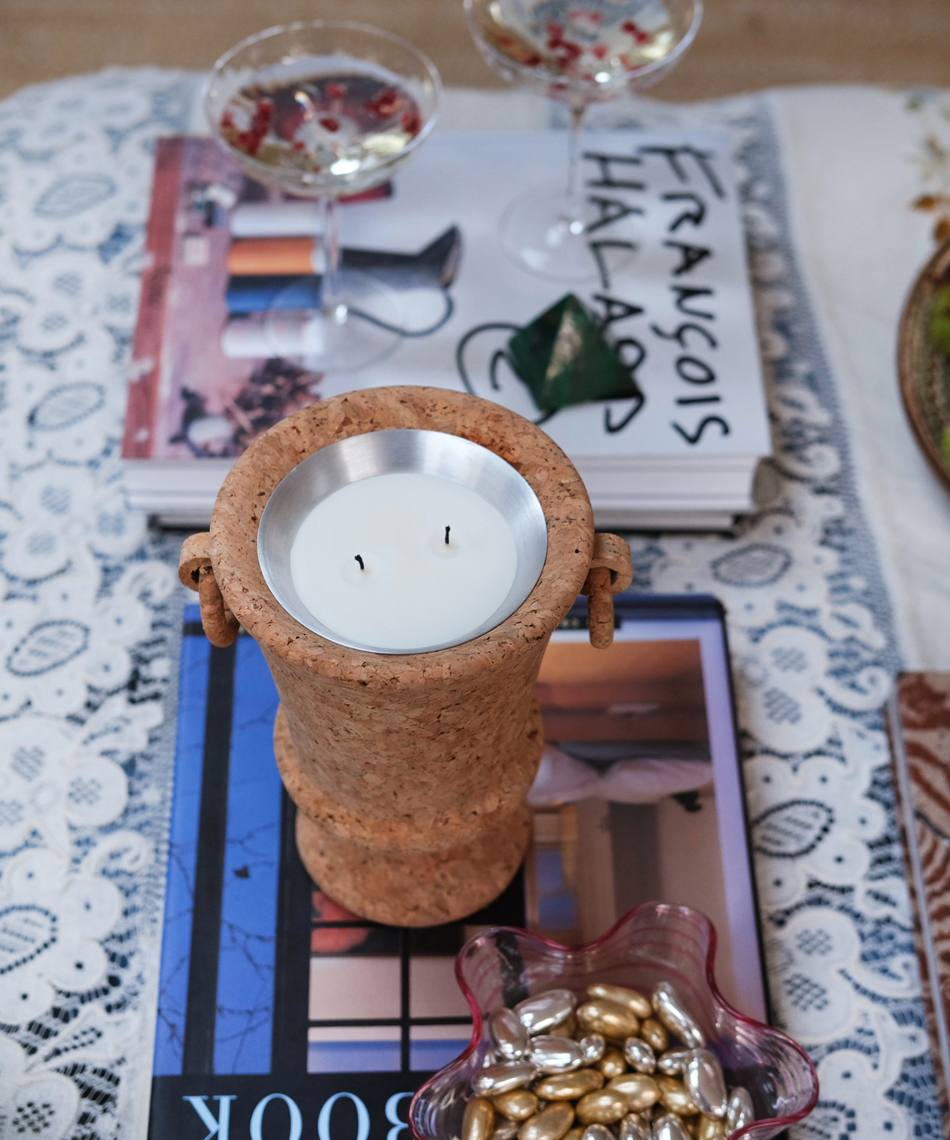 Cork Urn Candle