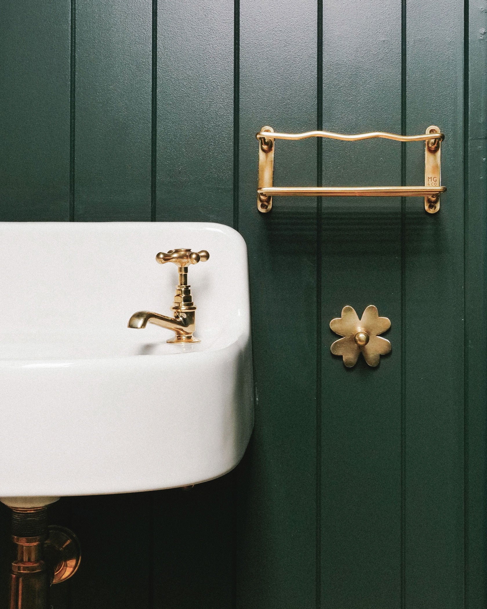 Wave Shower Caddy Shelf, Brass