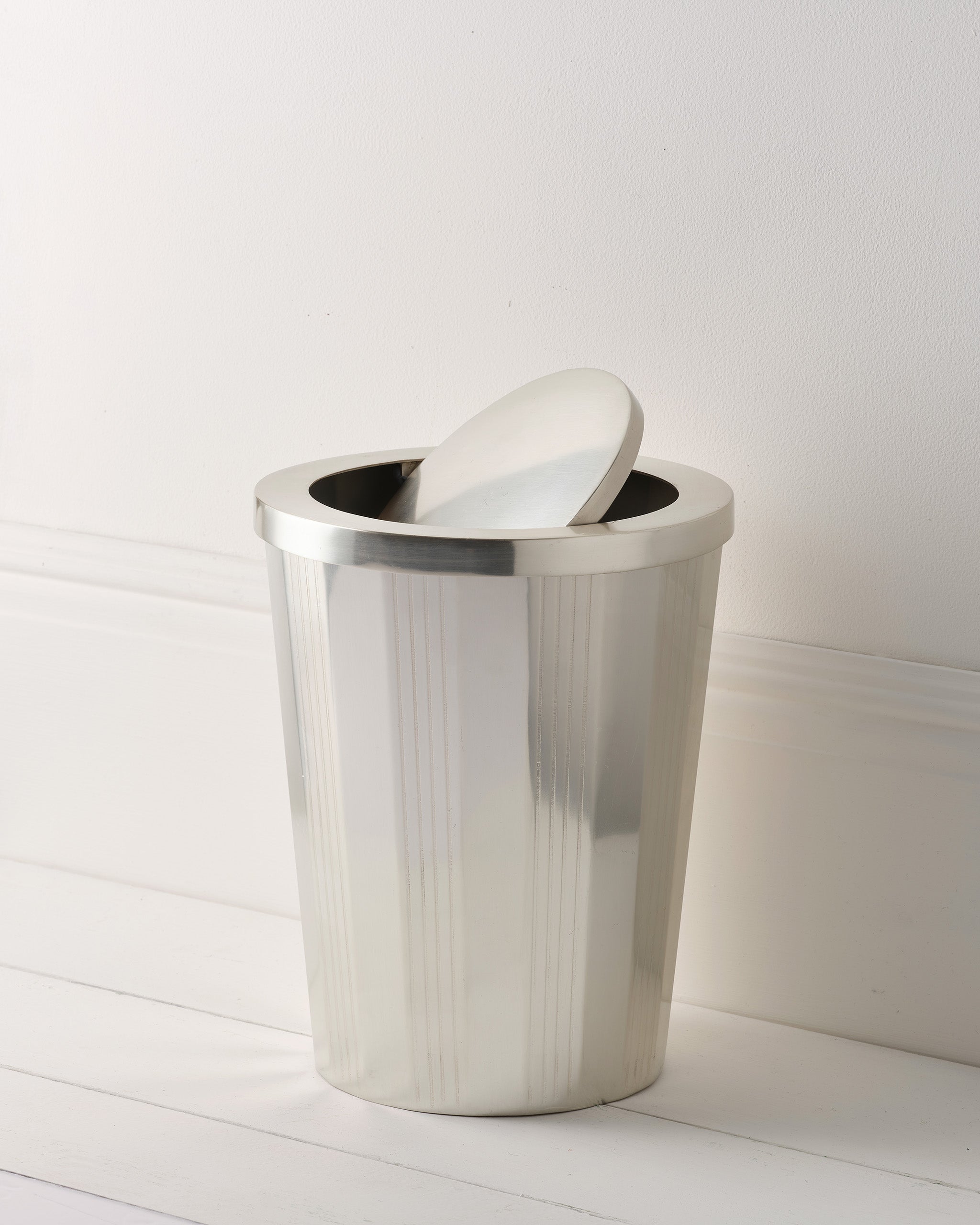 Swing Lid Bin, Brushed Nickel