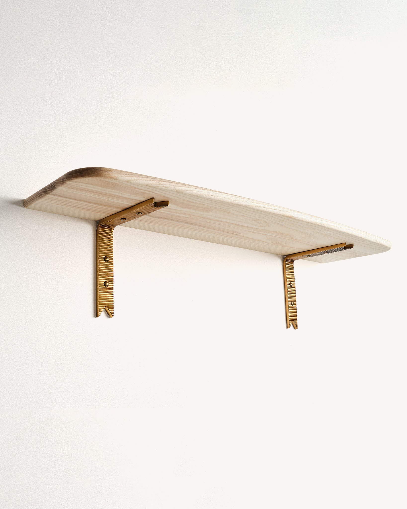 Ribbon Shelf Bracket