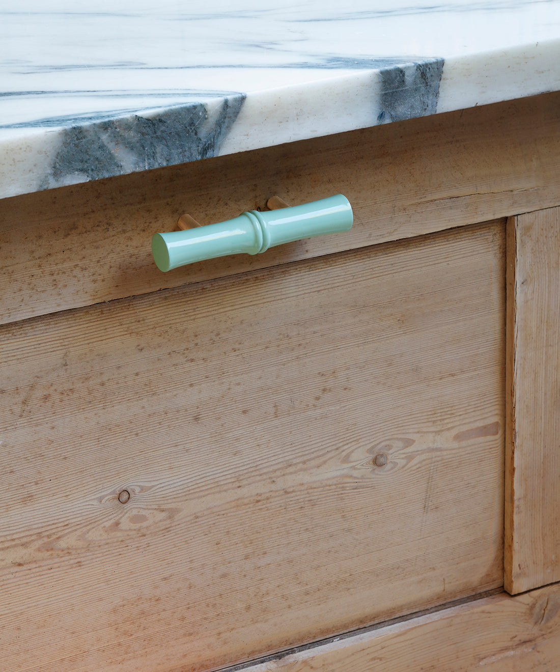 Bamboo Handle, Celadon